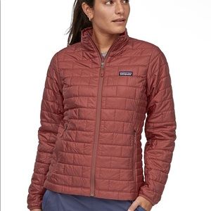 Patagonia rosehip nano puff NWOT! Color rosehip